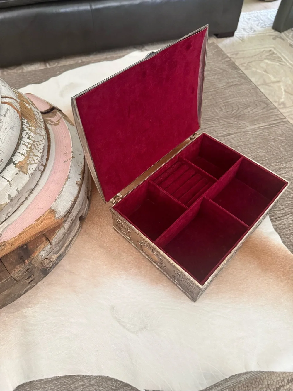 Vintage Godinger Silver Plated Floral Embossed Jewelry Box/Chest